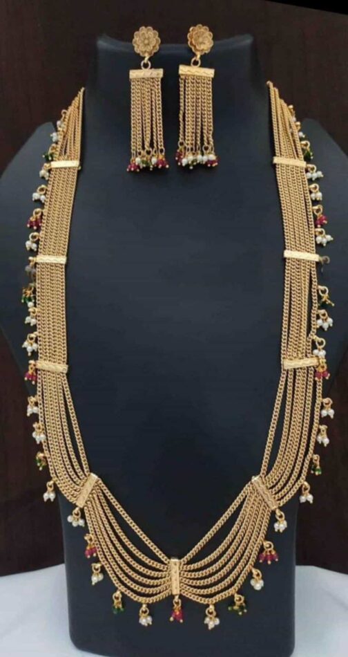 Elegant Gold Necklace and Earrings Set – Sophisticated Jewelry for Any Occasion